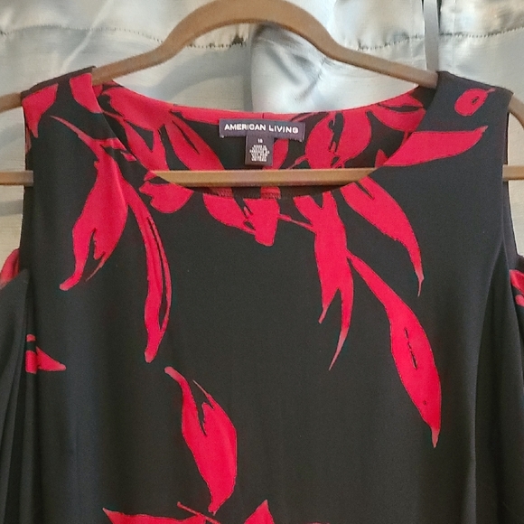 American Living Dress Black and Deep Red Floral Long Cold Shoulder Sleeve NWT - Picture 7 of 7